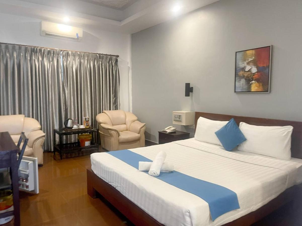 Best Central Point Hotel Phnom Penh Esterno foto
