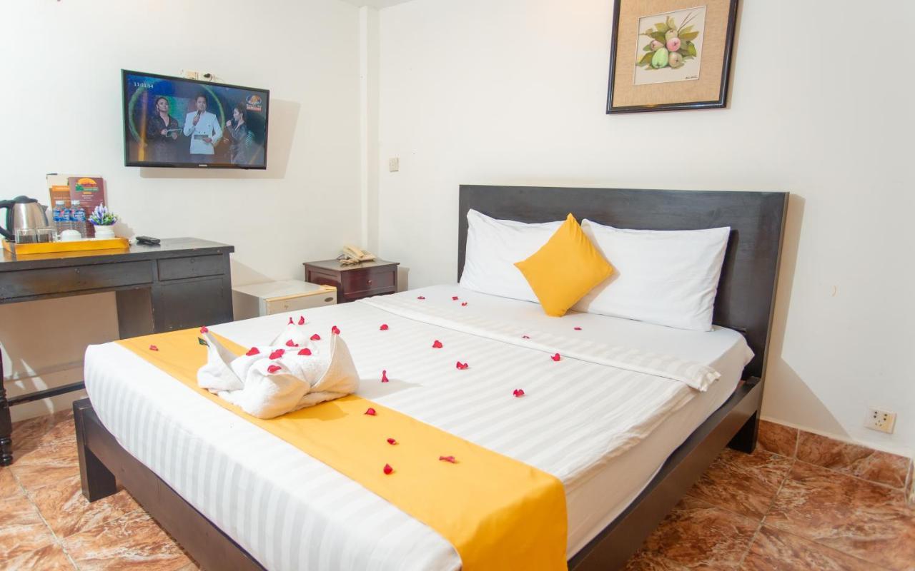 Best Central Point Hotel Phnom Penh Esterno foto