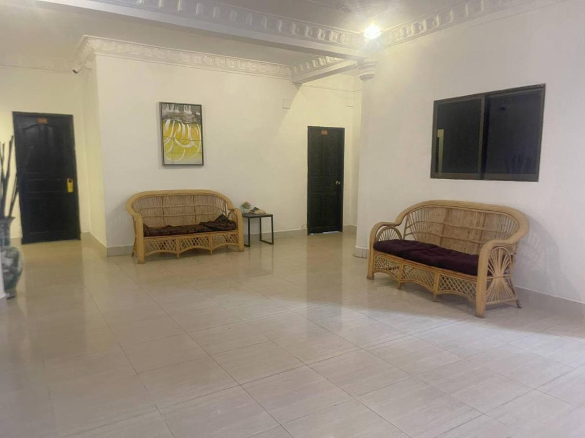 Best Central Point Hotel Phnom Penh Esterno foto